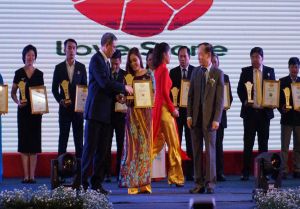 Love Stone: Hành trình chạm đến trái tim khách hàng