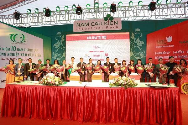 love-stone-doanh-nhan-hai-phong